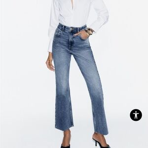 Zara Raw Cut Flare Ankle Jeans Womens Small